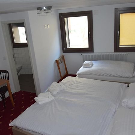Hotel Sonne Айнзидельн Экстерьер фото