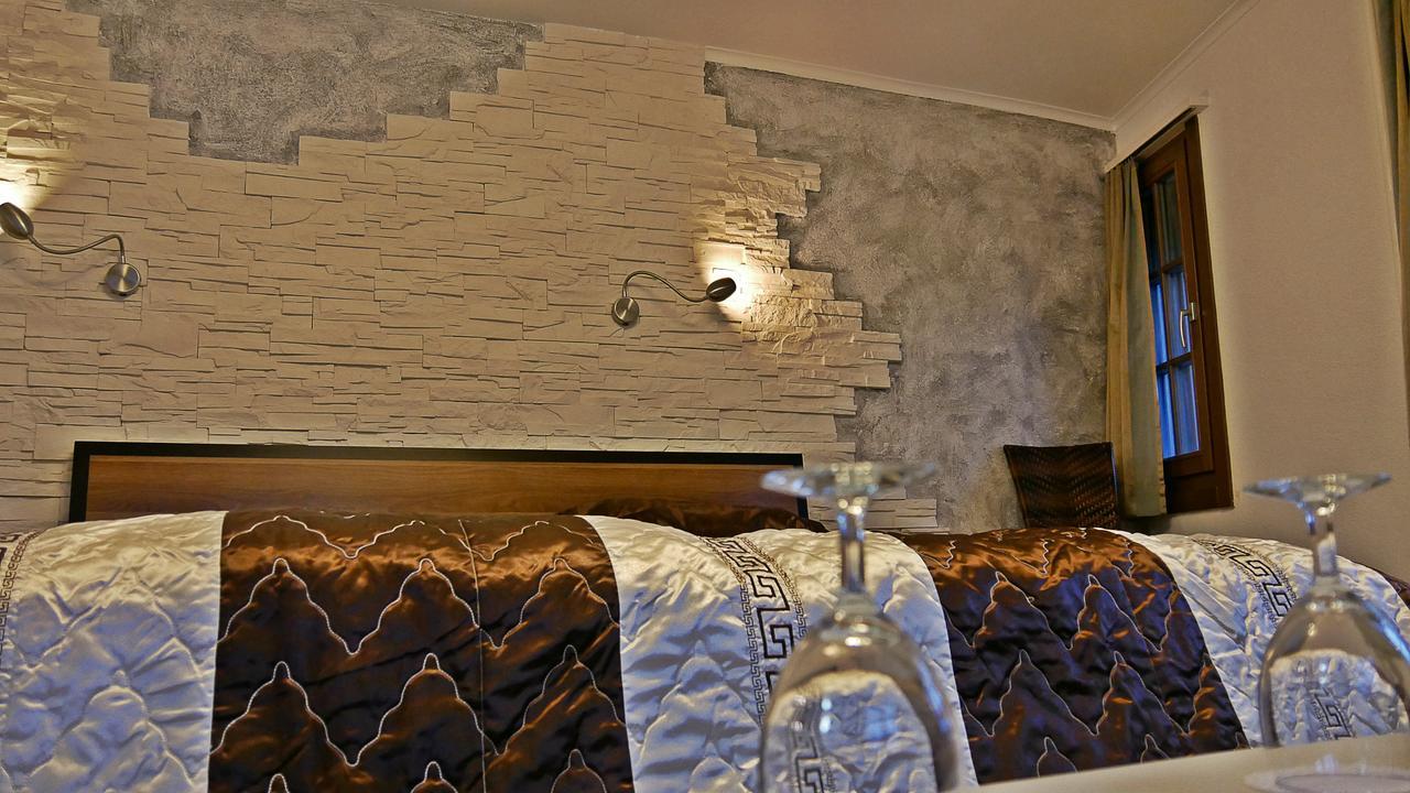 Hotel Sonne Айнзидельн Экстерьер фото
