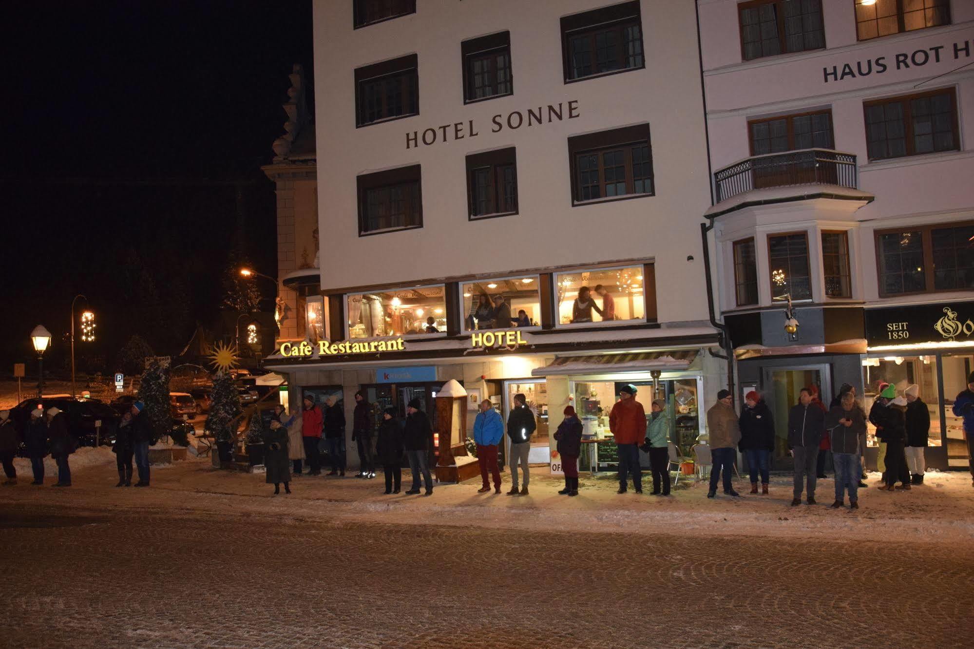 Hotel Sonne Айнзидельн Экстерьер фото